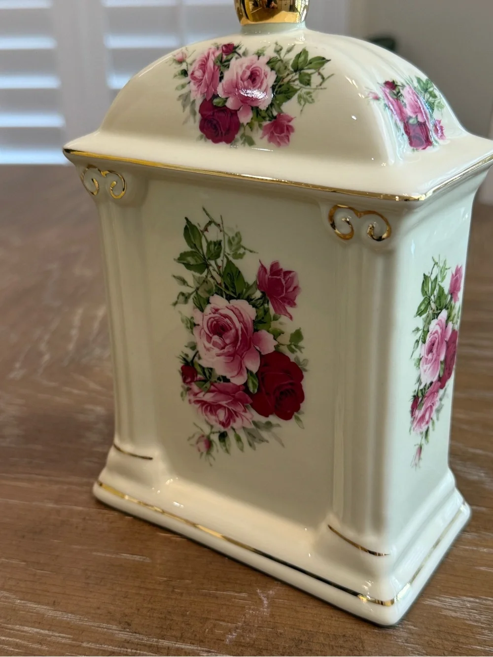 Vintage Formalities by Baum Bros Victorian Rose Carriage Clock